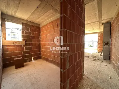 Spacious apartment with terrace in an excellent location in Novigrad - 11