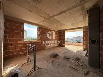 Spacious apartment with terrace in an excellent location in Novigrad - 15