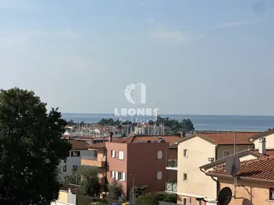 Spacious apartment with terrace in an excellent location in Novigrad - 19