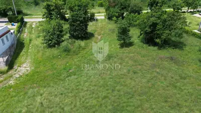 Building plot 1,652 m², Labin - next to the main road - 5