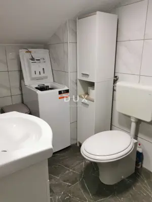 Wohnung 83 m², Lovran Zentrum - hohes Dachgeschoss einer alten Villa - 16