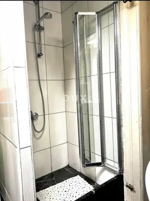 Wohnung 83 m², Lovran Zentrum - hohes Dachgeschoss einer alten Villa - 9