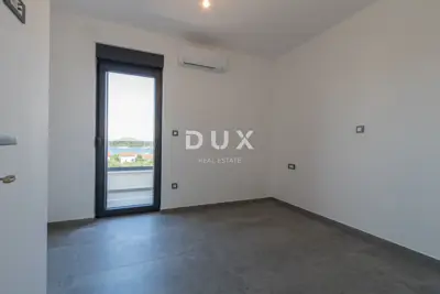 Penthouse 125 m², Murter - 4 terraces and 2 parking spaces - 7