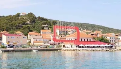 Two houses 300 m², Tkon-Ugrinić, for renovation
