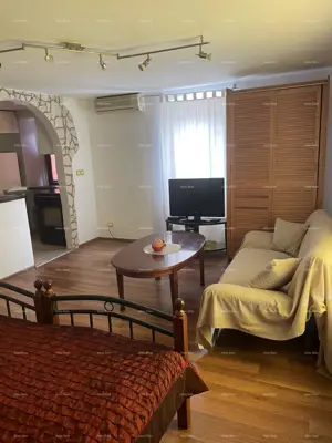 Apartment 44 m², Pula Centar - 1st floor, parking space - 10