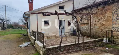ISTRA, MOTOVUN, OKOLICA - Zwei Häuser zur Renovierung mit Hof - 8