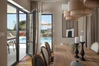 Haus zum Kauf in Poreč, 270 m² - 10