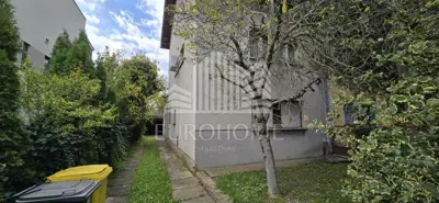 Houses 1,148 m², Srebrnjak - two plots and excellent location - 3