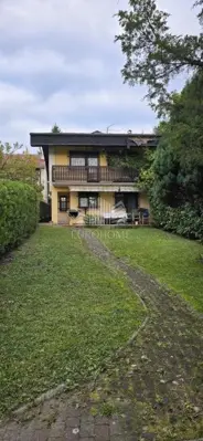 Houses 1,148 m², Srebrnjak - two plots and excellent location - 2