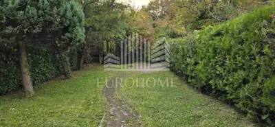 Houses 1,148 m², Srebrnjak - two plots and excellent location - 4
