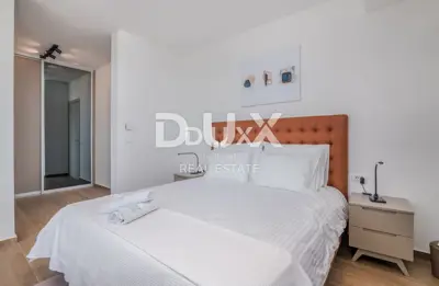 Vila 309 m², Veprinac - bazen i panoramski pogled na more - 16