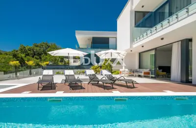 Vila 309 m², Veprinac - bazen i panoramski pogled na more - 6