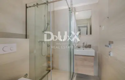 Vila 309 m², Veprinac - bazen i panoramski pogled na more - 11