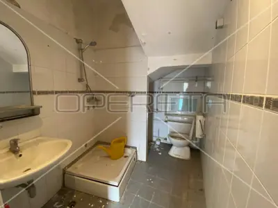 Prodaja, Kuća, Samobor-sjever, Ulica Vladimira Kirina, Samostojeća, 207 m² - 7