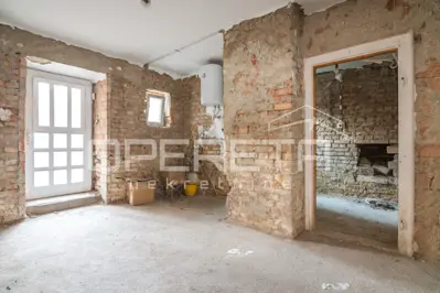 Apartment 18 m², Trešnjevka - Sjever, for renovation