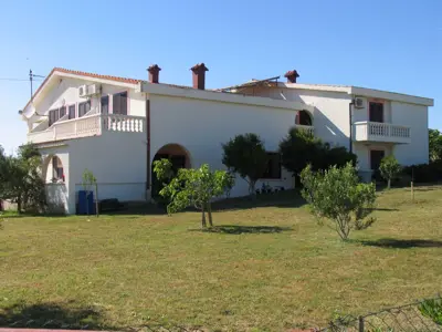 Apartmenthaus 540 m², Povljana - 200 m vom Meer - 4
