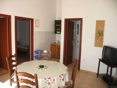 Apartmenthaus 540 m², Povljana - 200 m vom Meer - 13