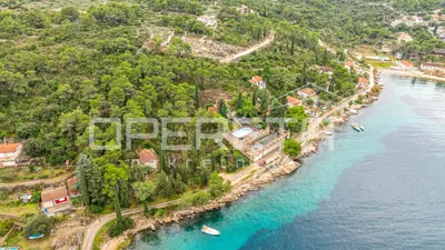 Građevinsko zemljište 1.911 m², Rogač - prvi red do mora - 4
