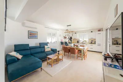 Villa 141 m², Vrsi - Pool, Garten und Meerblick - 3