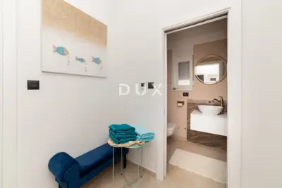 Villa 141 m², Vrsi - Pool, Garten und Meerblick - 20