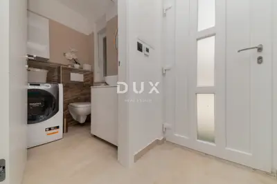 Villa 141 m², Vrsi - Pool, Garten und Meerblick - 16