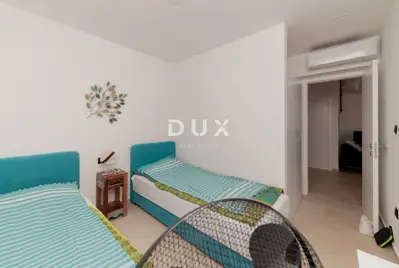 Villa 141 m², Vrsi - Pool, Garten und Meerblick - 14