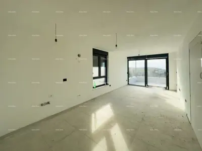 Prodajemo stan u novoj zgradi u Banjolama. - 3