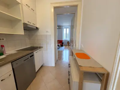 Stan 42 m², Rijeka Centar - funkcionalan raspored - 7