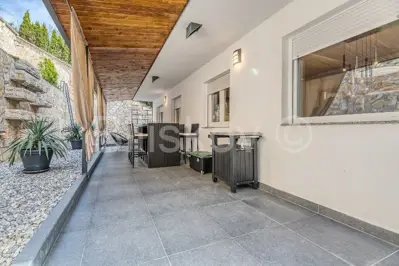 Wohnung 55 m², Perjavica, Garten und Außenparkplatz - 3
