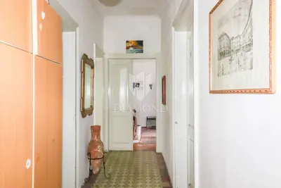 Stan 110 m², Rovinj centar - 4 prostorije i vrt - 8