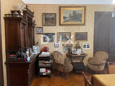 Apartment 172 m², Rijeka Bulevard - 3 rooms + living room in an old villa - 4