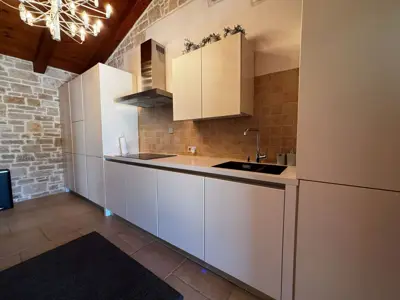Haus zum Kauf in Kaštelir, 175 m² - 7