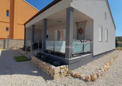Samostojeća kuća - novogradnja Ražanac