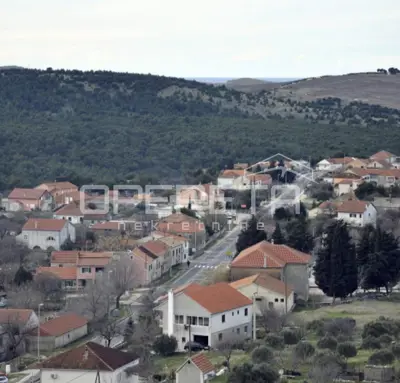 Bauland 450 m², Vrpolje - ebene Fläche - 3