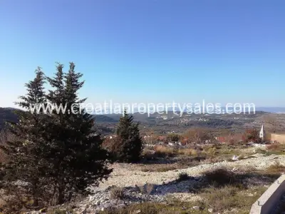 Land, Brač, 3 100 m², 240 000 € - 4