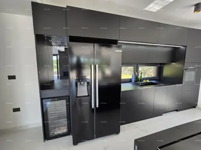 Kuća 230 m², Svetvinčenat - moderna i namještena - 9