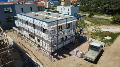 Stan 91 m², Povljana - 3 spavaće sobe i vrt - 2