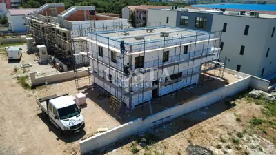 Stan 91 m², Povljana - 3 spavaće sobe i vrt - 3