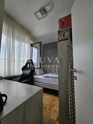 Apartment 57 m², Stenjevec - 3 rooms, loggia and storage room - 14