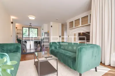 Haus zur Miete in Blato, 180 m² - 2