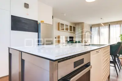 Haus zur Miete in Blato, 180 m² - 3