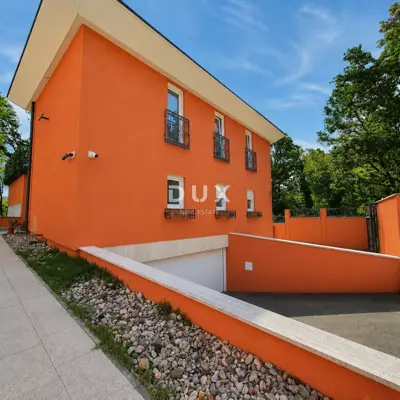 Villa 675 m², Remete - by the forest and pool - 21