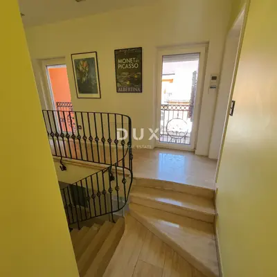 Villa 675 m², Remete - by the forest and pool - 18