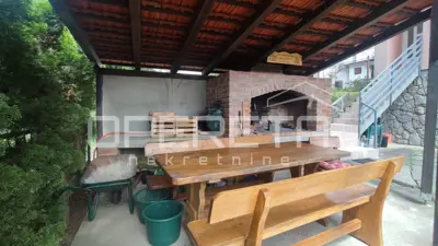 House for sale in Britanac, 292 m² - 17