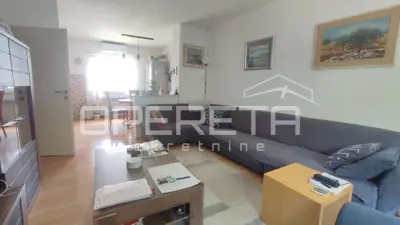 House for sale in Britanac, 292 m² - 4