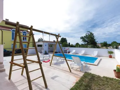Haus 112 m², Fažana - in der Nähe des Strandes und des Zentrums - 3