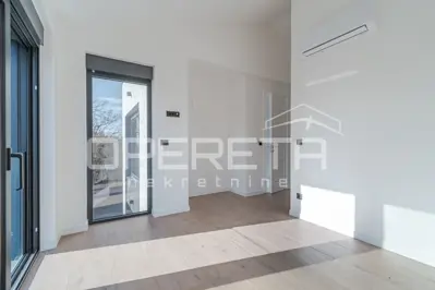 House 168 m², Poreč surroundings - modern new build near the sea - 19