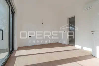 House 168 m², Poreč surroundings - modern new build near the sea - 14