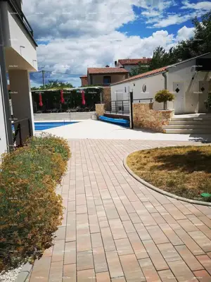 Apartment in Peroj, shared pool and quiet location - 3