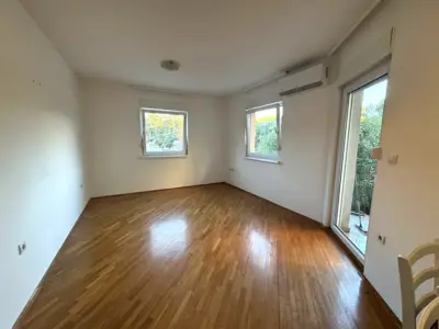 Stan 62,6 m², Valdebek - 2 spavaće sobe i terasa - 3